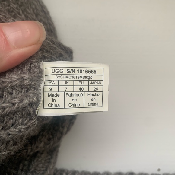 Brand New UGG Boots Size 9 - Picture 5 of 5